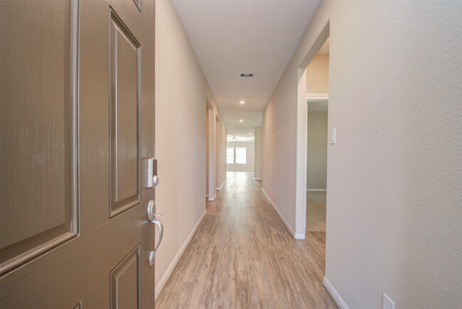 Building Photo - 2212 Gadwall Ct