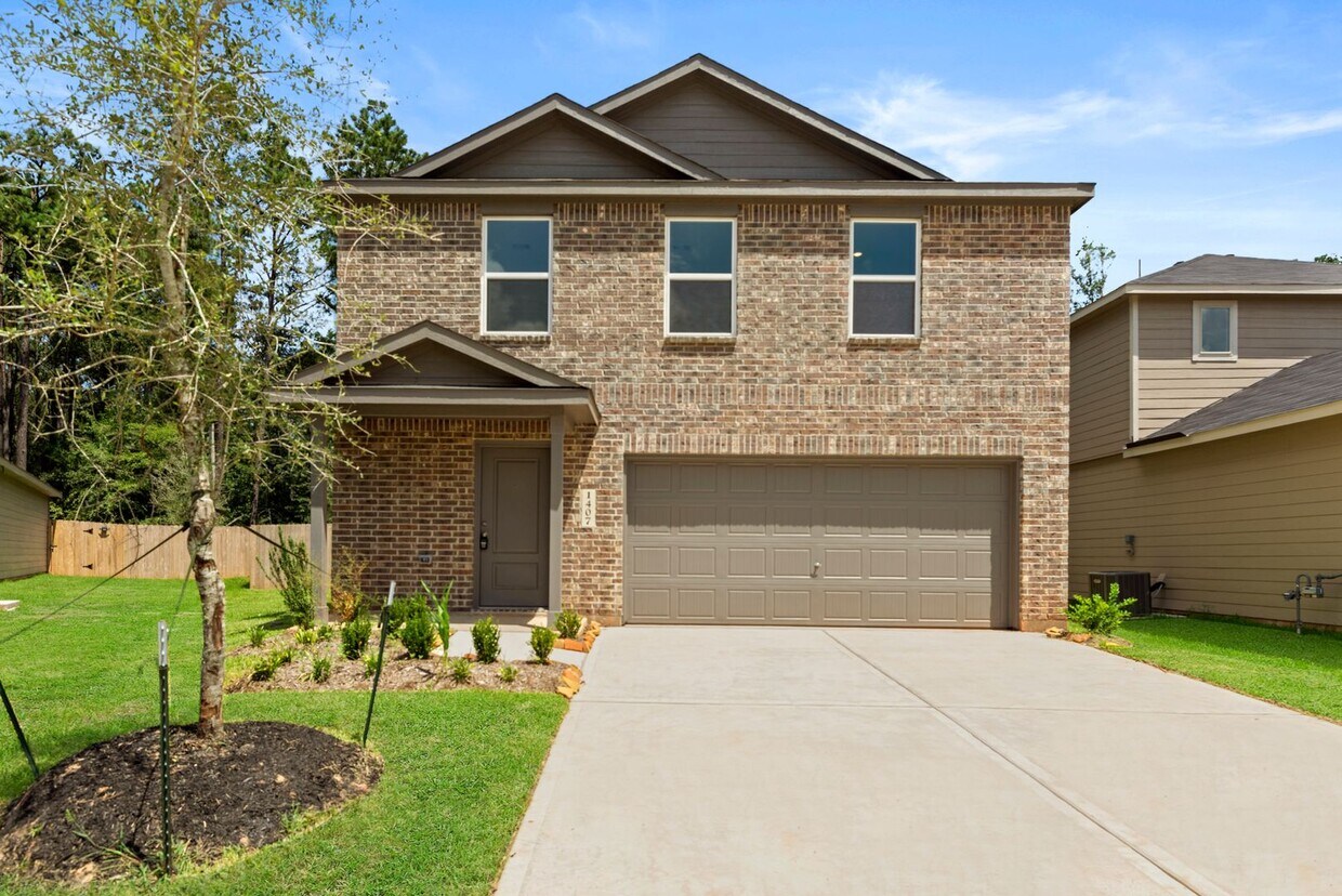 Primary Photo - Stunning New Build in Conroe