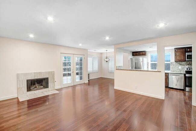 Foto del edificio - 2486 Stow St