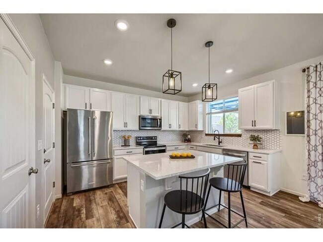 Building Photo - 2969 Cub Lake Dr