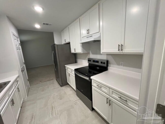 Building Photo - 9606 Pickwood Dr