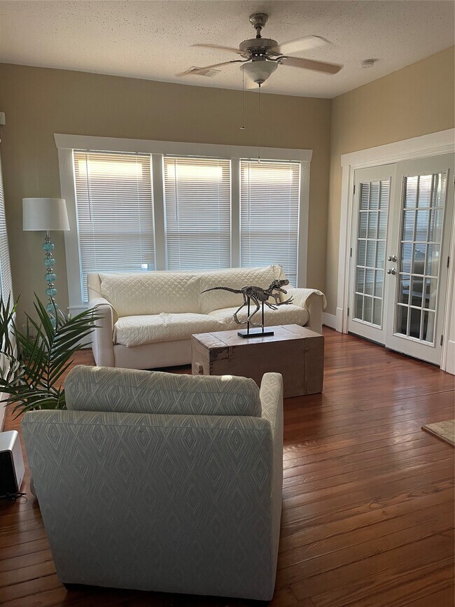 Foto del edificio - 4204 Crawford St