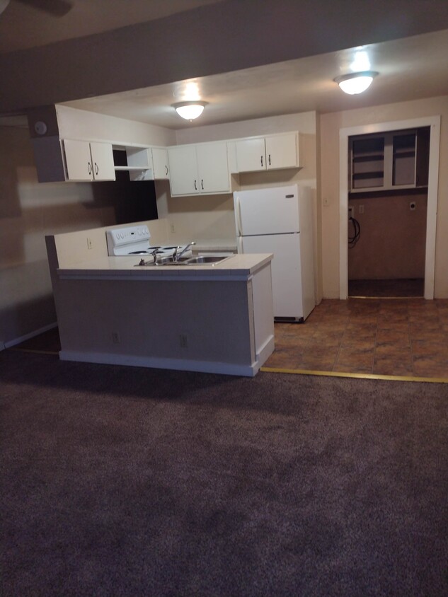 Living room and kitchen - 1126 Freas Ave