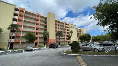Building Photo - 9455 W Flagler St