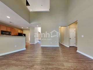 Building Photo - 174 Largess Ln