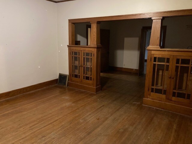 Foto del edificio - 619 E 6th St