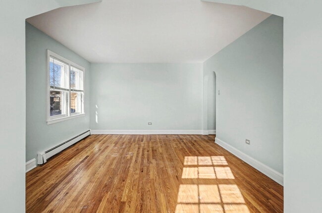 Building Photo - 6550 W Ebinger Dr