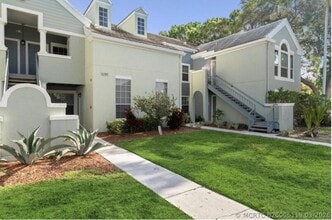 Building Photo - 1205 Crystal Way
