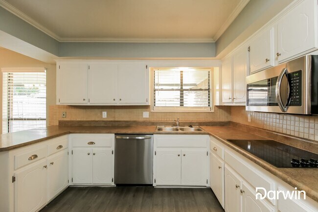Building Photo - 2821 Morgan Trail, Edmond, OK 73012