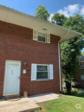 Building Photo - 825 Glendale Ave