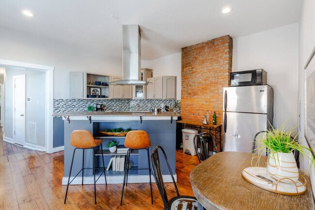 Foto del edificio - 1614 Mansfield St