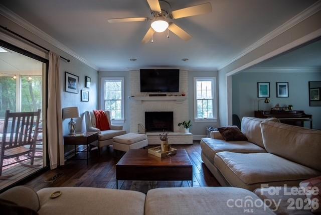 Foto del edificio - 4011 Windwood Cir