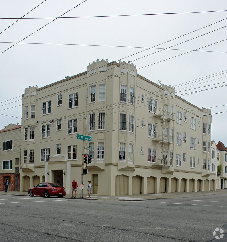 Building Photo - 5400 30th Ave