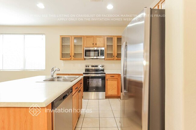 Foto del edificio - 7330 W Sophie Ln