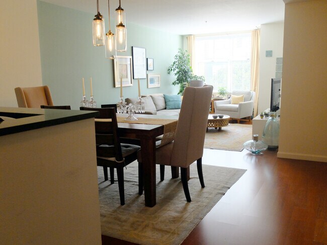 View from entrance - 2075 Sutter St