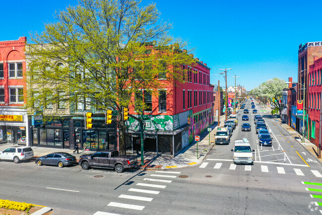 Building Photo - 24 E Broad St