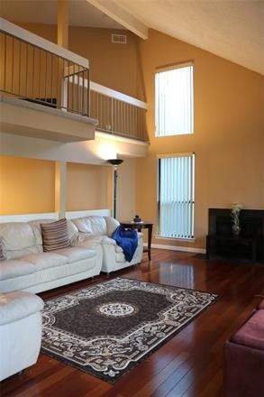 Building Photo - 10 Azalea Ct