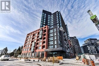 Building Photo - 8 Tippett Rd
