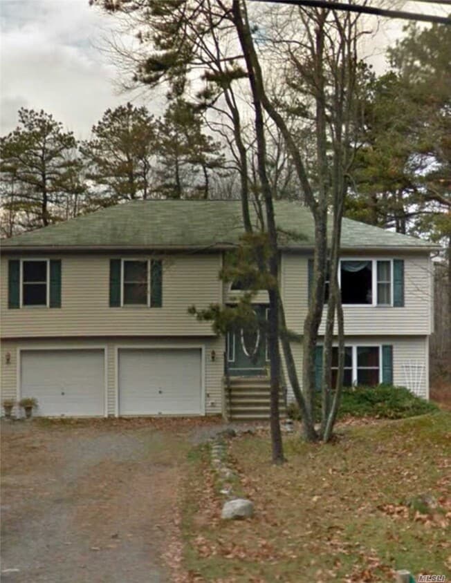 165 Stillwater Dr, Pocono Summit, PA 18346 House Rental in Pocono