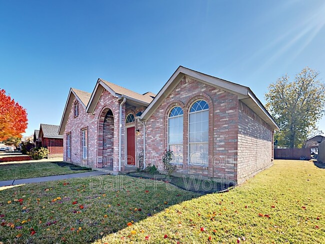 Building Photo - 12612 Autumn Trail