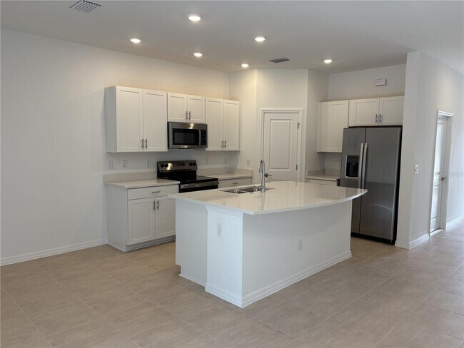 Foto del edificio - 5890 Biscotti St