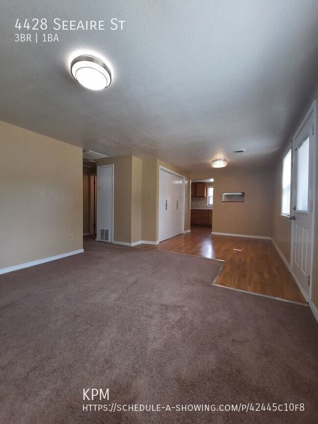 Building Photo - 3 BED | 1 BATH | SINGLE-LEVEL | WEST | SIN...