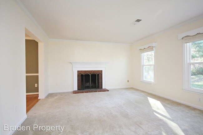 Building Photo - 3 br, 1.5 bath House - 1442 Minor Ridge Court