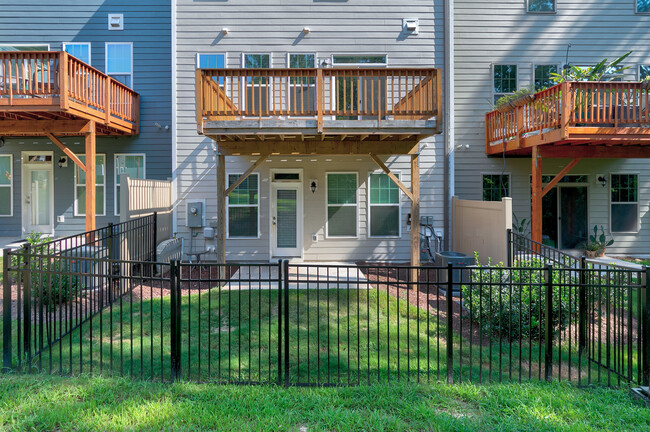 Building Photo - 905 Dalton Ridge Plz