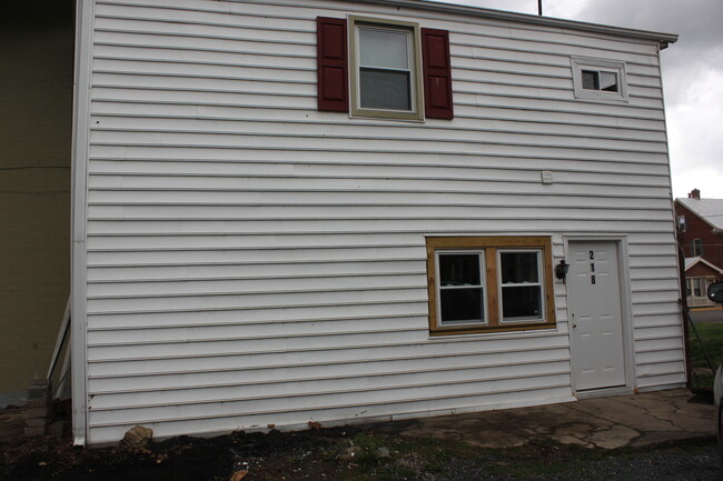 Building Photo - Apartment For Rent Bridgewater