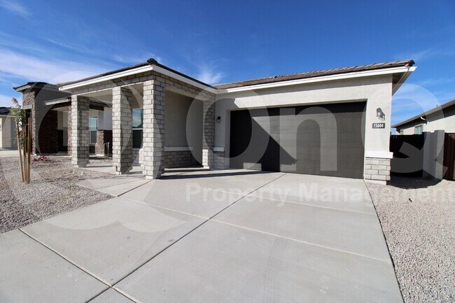 Building Photo - 15604 W Smoketree Dr