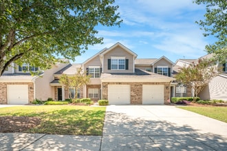Building Photo - 12452 Stratfield Pl Cir