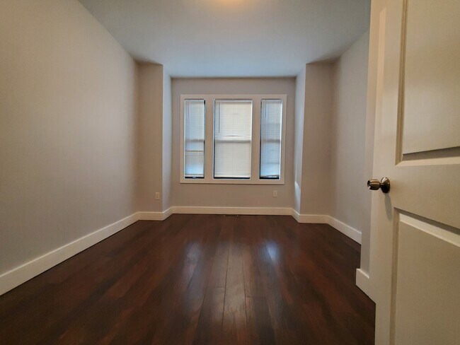 Foto del edificio - 62 Randolph Ave