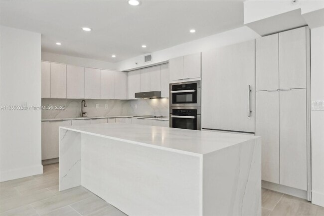 Photo - 9 Island Ave Apartment