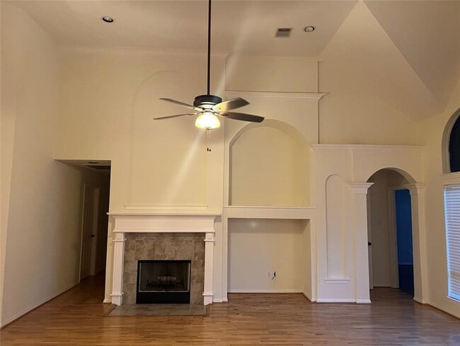 Building Photo - 17707 Cypress Laurel St