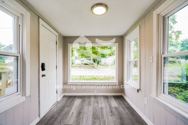Foto del edificio - 5920 N 68th St
