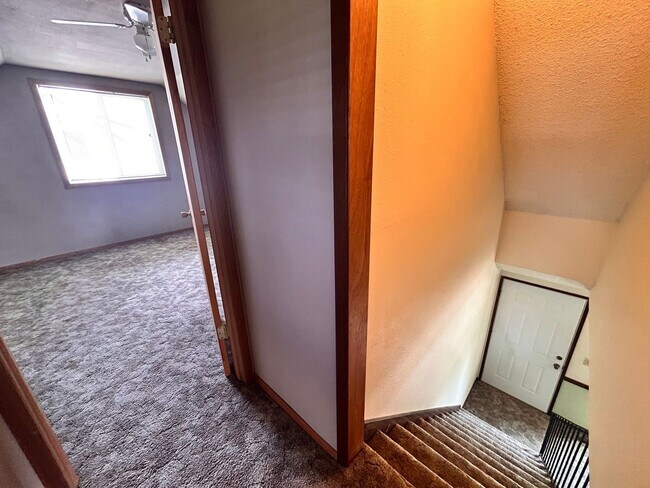Building Photo - Delightful 4 Bed, 2 Bath Home in Spokane V...