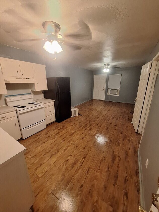 Foto principal - 3309 S 27th St