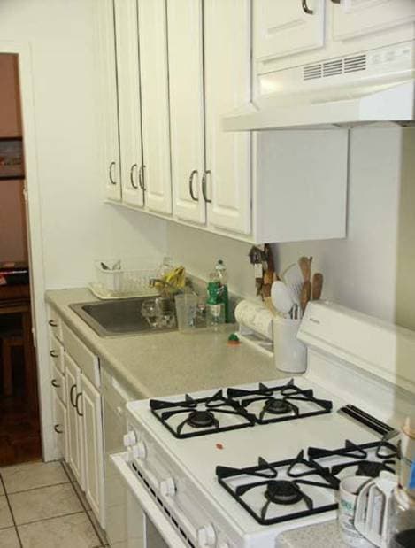 Kitchen - 3950 N Lake Shore Dr