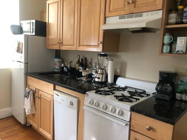 Foto del edificio - 1189 Commonwealth Ave