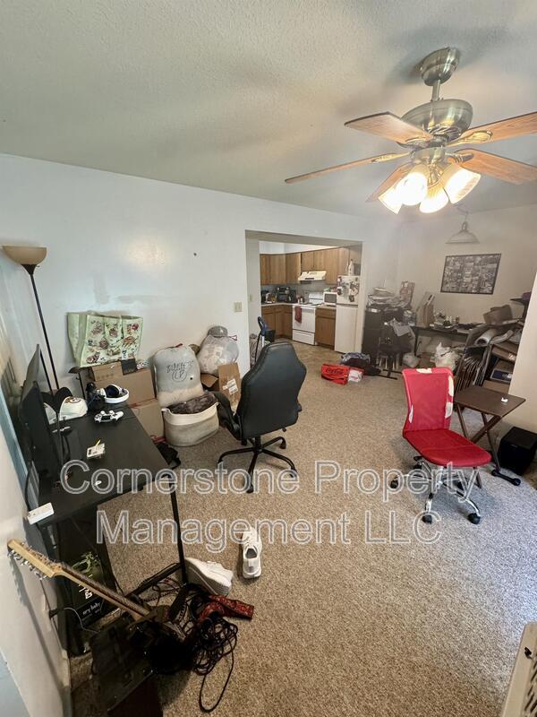 Foto del edificio - 1000 Emery Rd