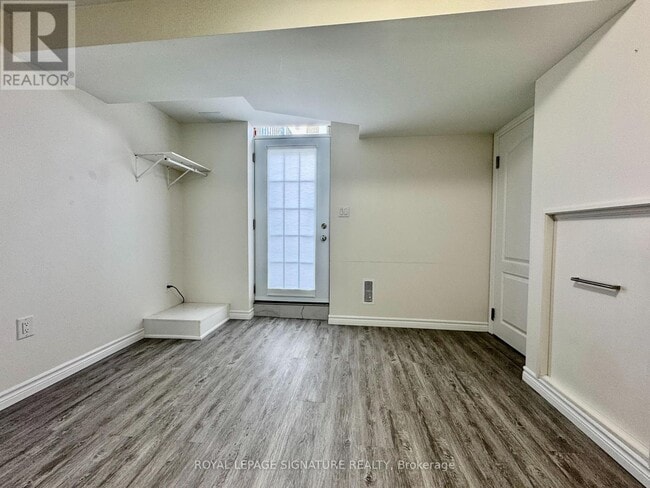 Building Photo - 60 Gowland Rd