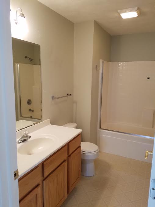610 N 2nd Ave, Hastings, NE 68901 Townhouse for Rent in Hastings, NE