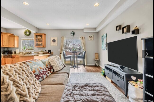 Foto del edificio - 260 E Ailee Ln