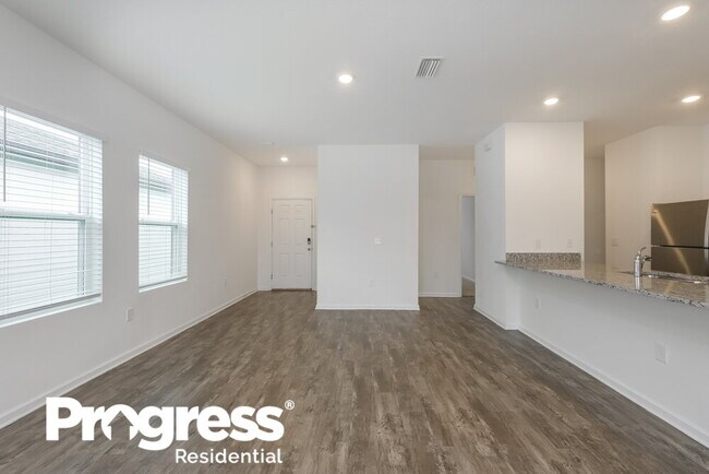 Building Photo - 5733 Monroe Springs Way