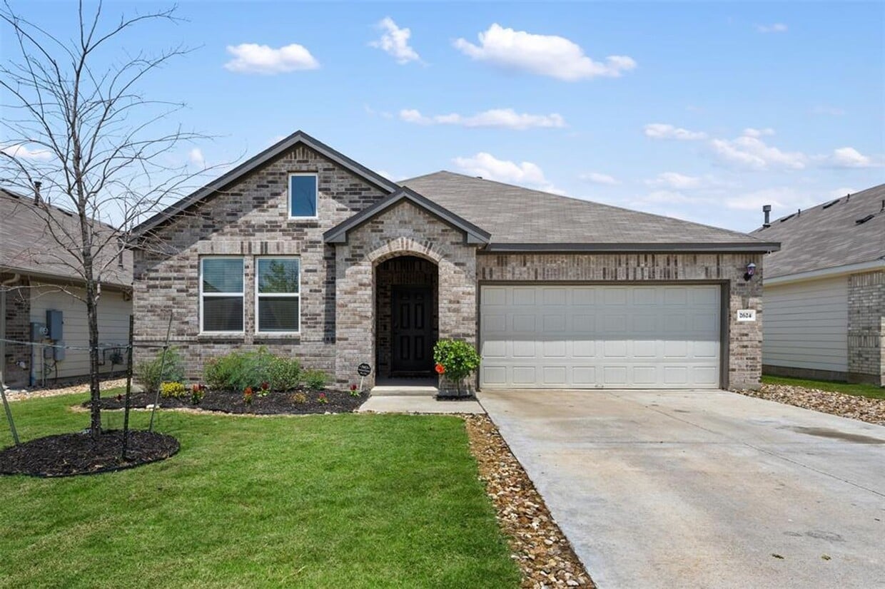 Almost New 4 Bedroom in Leander! Come See!!! - Almost New 4 Bedroom in Leander!  Come See!!!