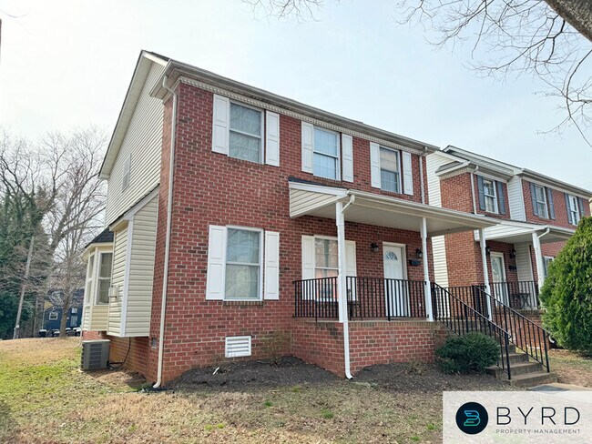 Building Photo - 1729 Lakeview Ave