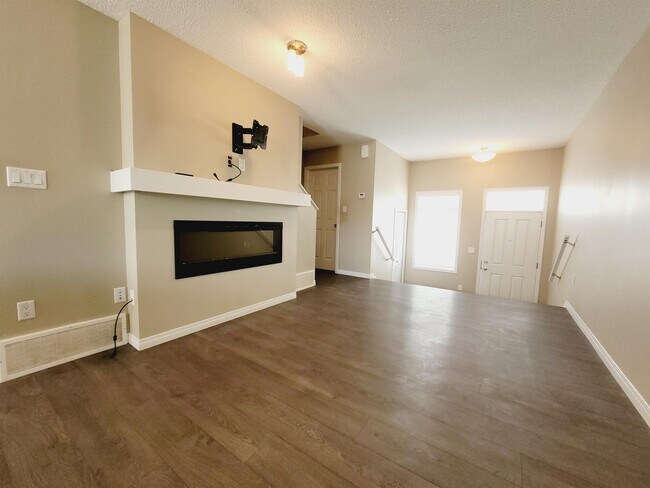 Photo du bâtiment - 9151 Shaw Way SW