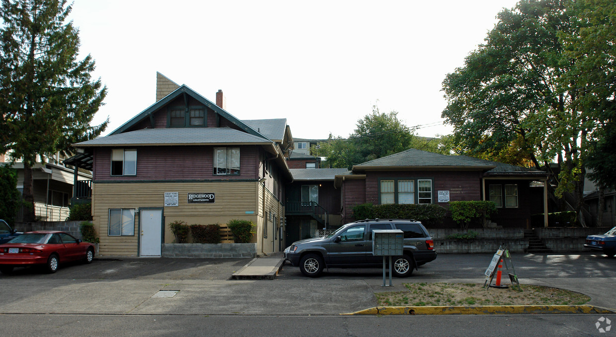 Building Photo - Ridgewood Apartments