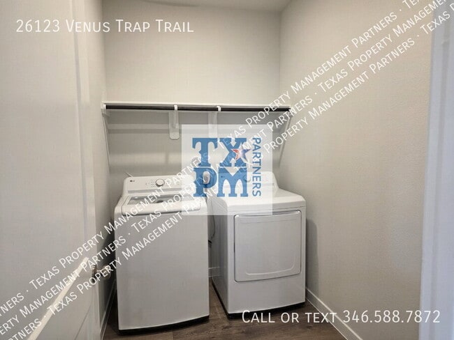 Building Photo - 26123 Venus Trap Trl