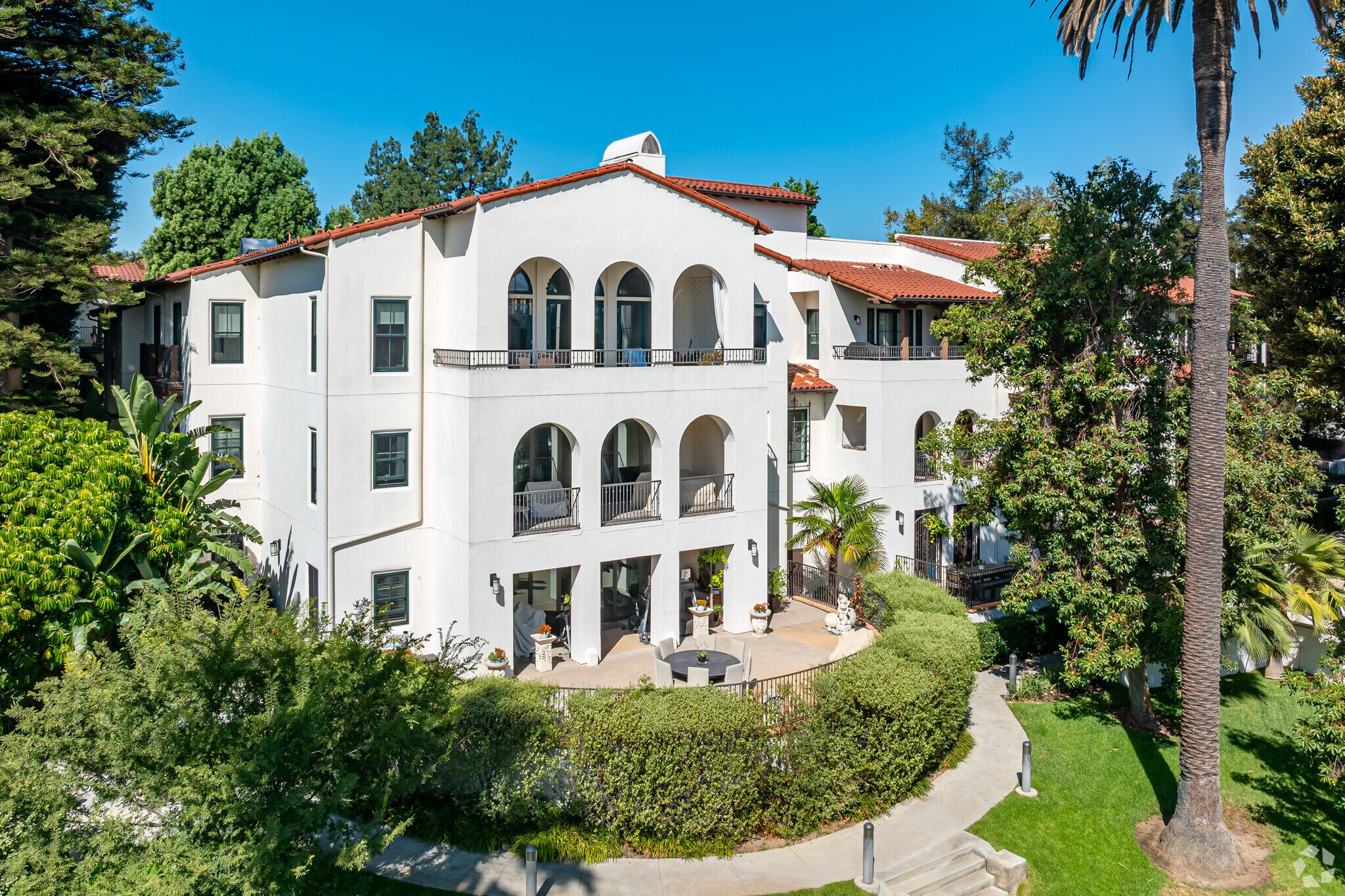 The Grove at Ambassador Gardens